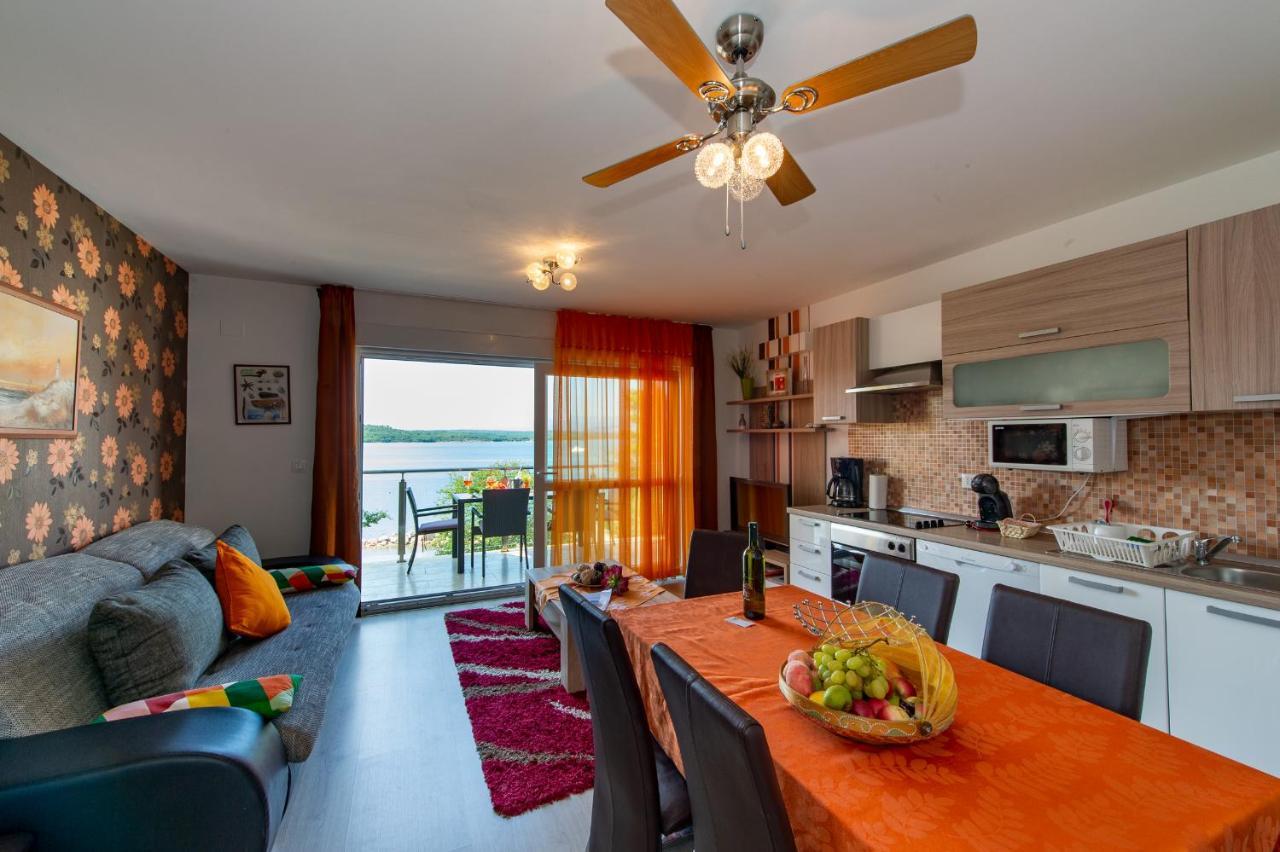 Soline Bay Seashore Residence Exterior foto